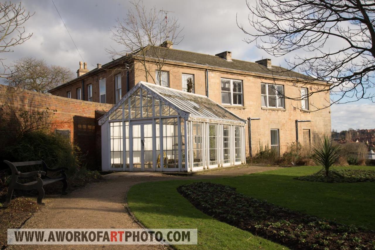 Mansfield Manor Hotel Exterior foto